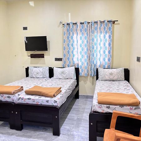 Sri Siri Lodge And Hotel Chikmagalūr Buitenkant foto