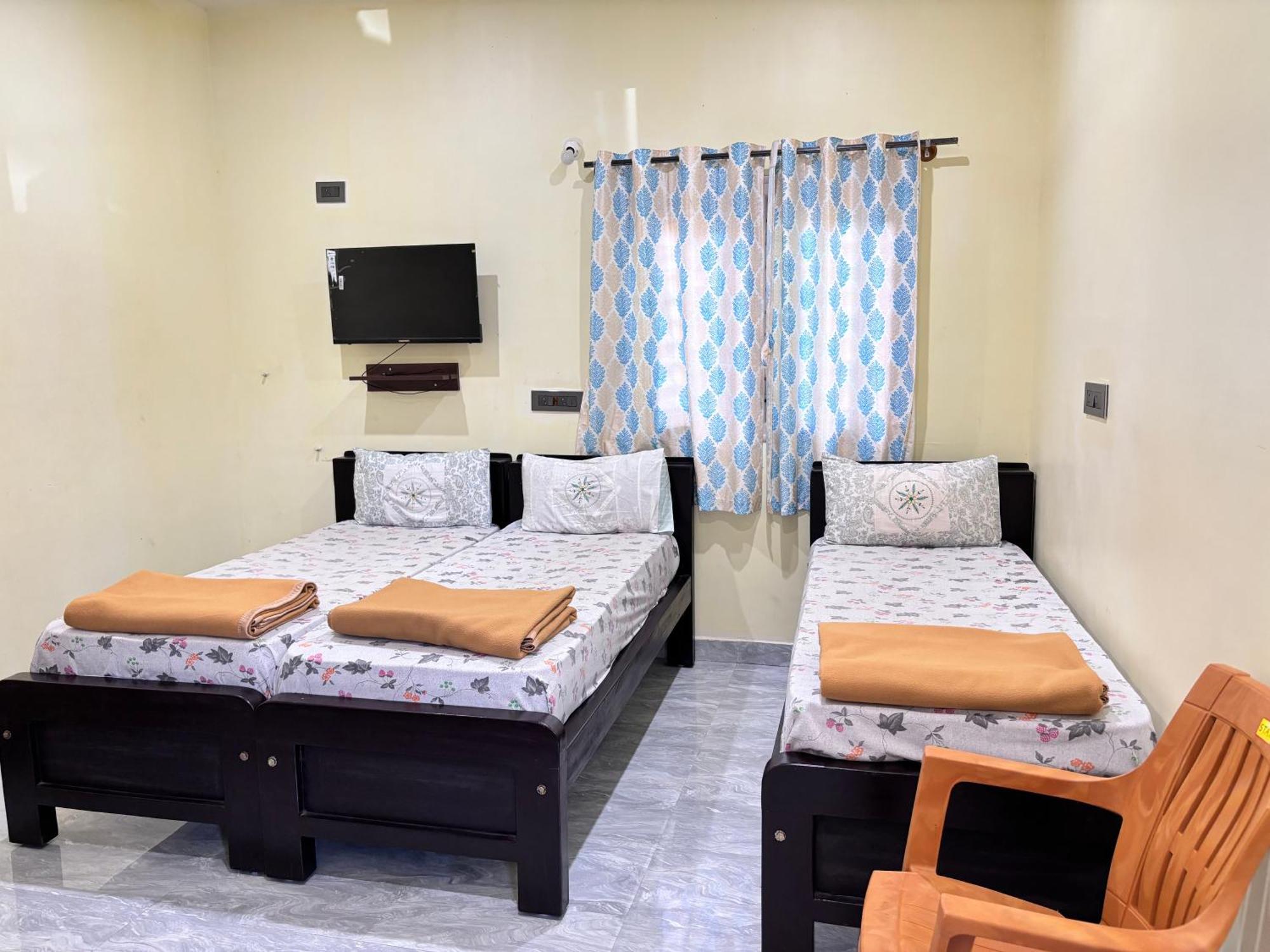 Sri Siri Lodge And Hotel Chikmagalūr Buitenkant foto