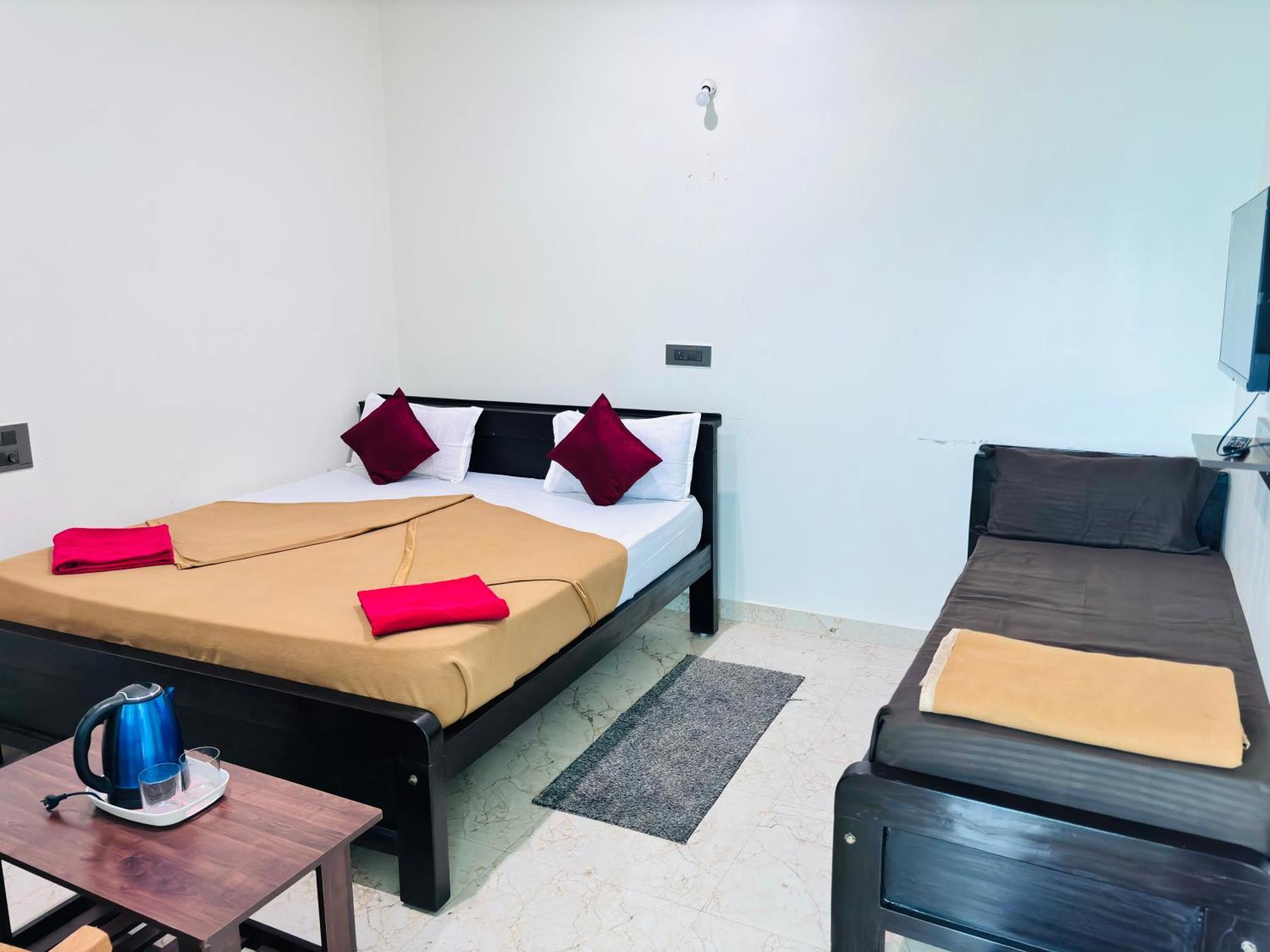 Sri Siri Lodge And Hotel Chikmagalūr Buitenkant foto