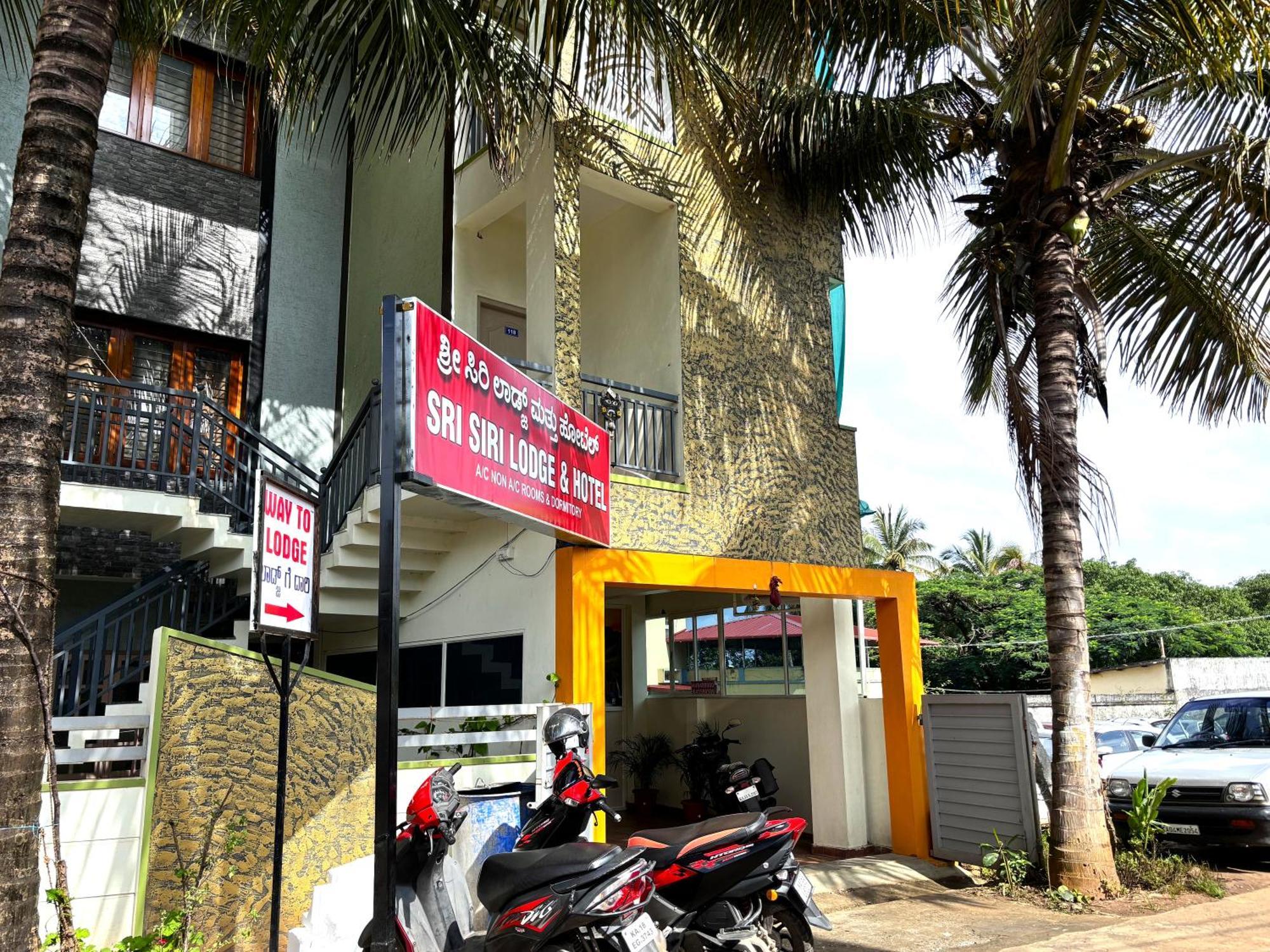 Sri Siri Lodge And Hotel Chikmagalūr Buitenkant foto